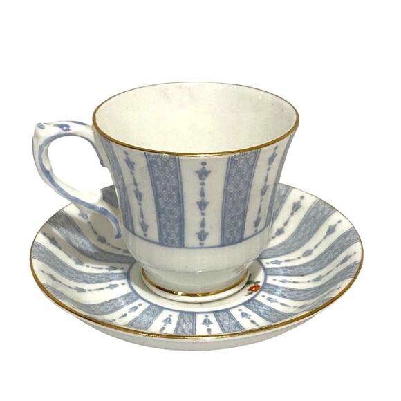 Crown Staffordshire bone china porcelain demitasse teacup & saucer set floral - Picture 3 of 7